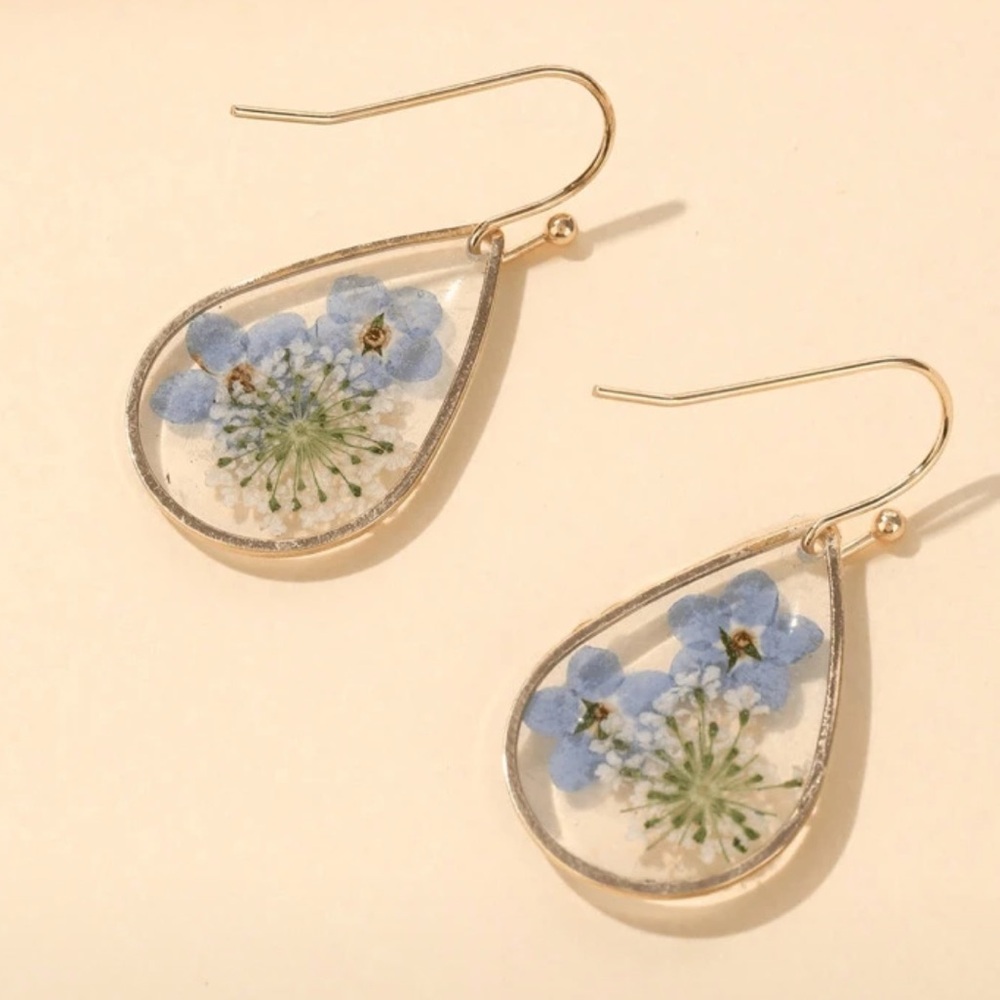 NWT Gold & Blue Forget Me Not Earrings - Picture 2 of 2